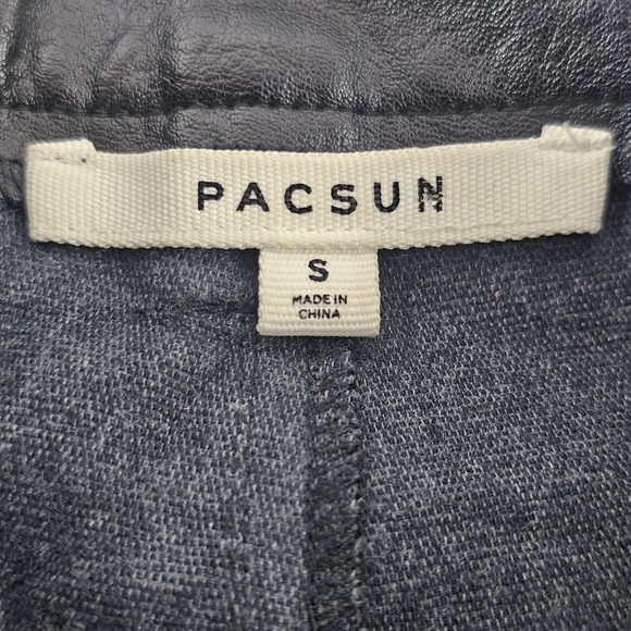 PacSun Classic Black Straight Leg Jeans - Picture 5 of 14